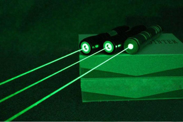 Puntatore laser 1000mw verde potenza