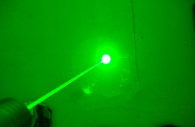 Puntatore laser 5000mw verde potente
